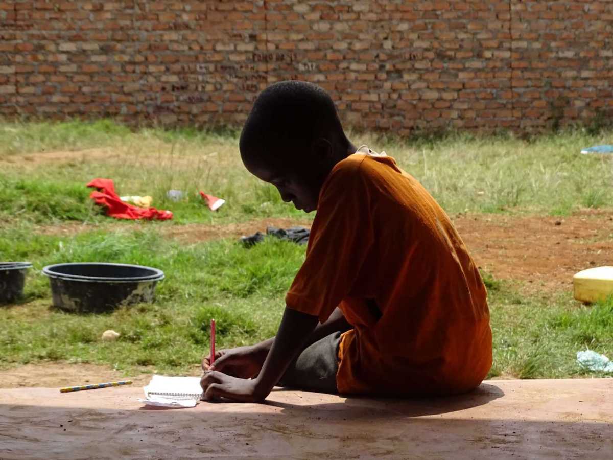 10,000 Pencils Delivered to&nbsp;Schools